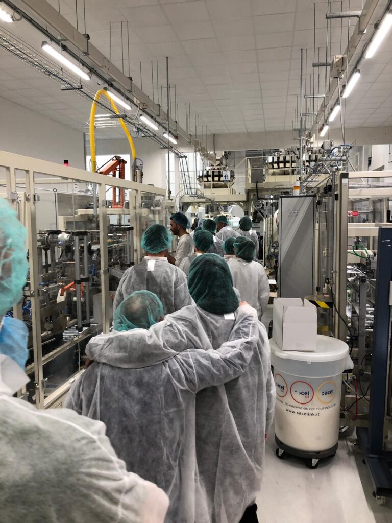 Andriani ha aperto le porte del suo stabilimento all'associazione Anffas Onlus Altamura