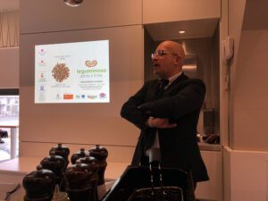 Leguminosa. Semi per il futuro